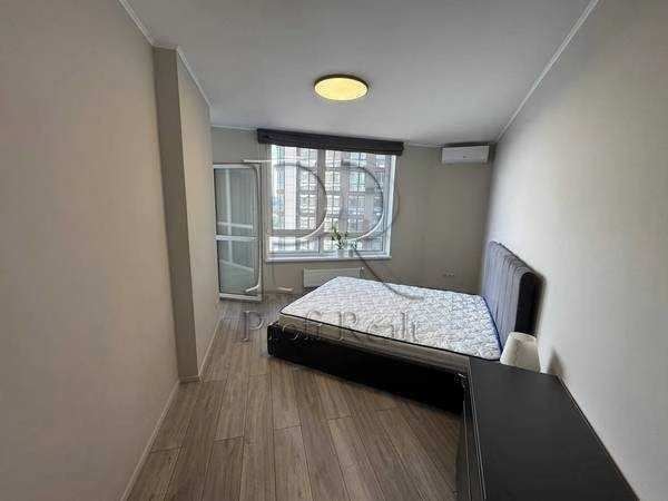 Продаж 2-кімнатної квартири 76 м², Дніпровське шосе, 15К