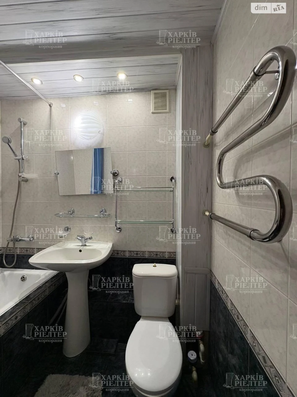 Продажа: Квартира 624-й микрорайон