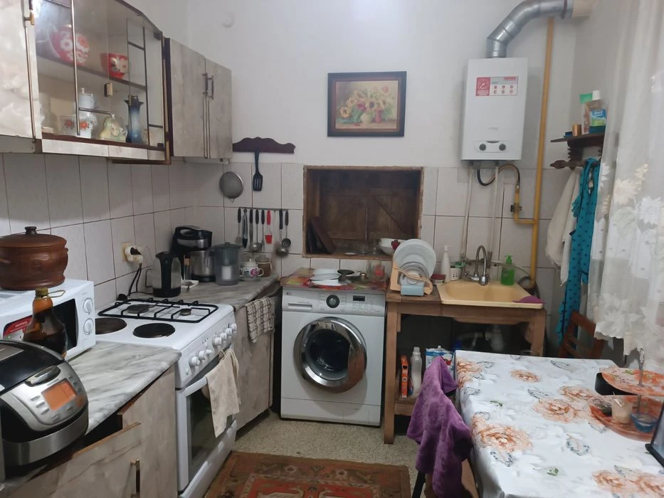 Цегляний утеплений будинок. Є всі комунікації, мінімальне оф