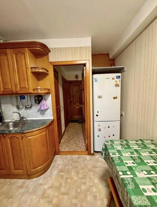 3rd apartment for sale in Dnipro district. Certificate!
