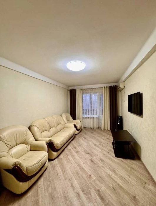 3rd apartment for sale in Dnipro district. Certificate!