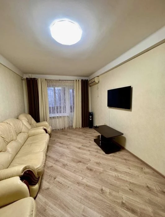 3rd apartment for sale in Dnipro district. Certificate!