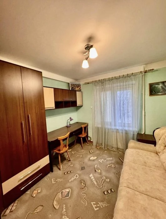 3rd apartment for sale in Dnipro district. Certificate!