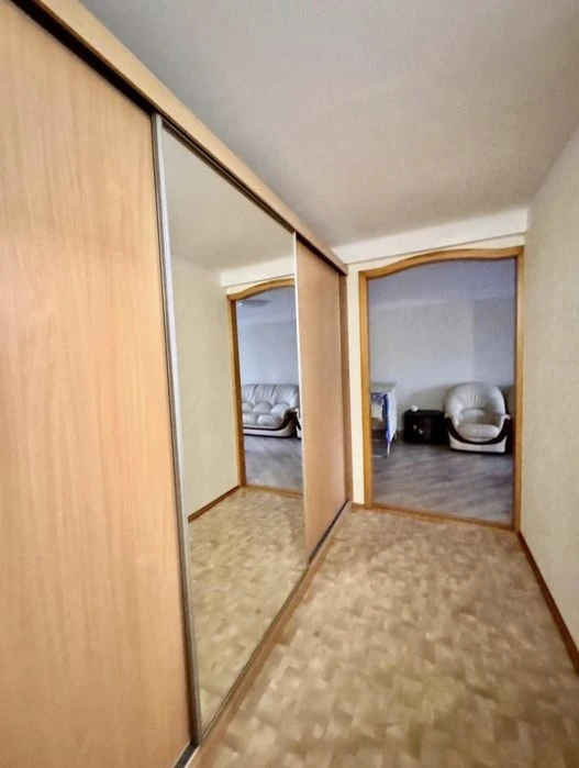 3rd apartment for sale in Dnipro district. Certificate!