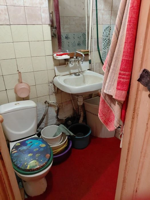 Продається 2 кімнатна  квартира в мкр. " Горяни"