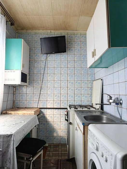 Впервые в продаже  1 к. кв.  Бригады Хартия 49а, м. Масельск