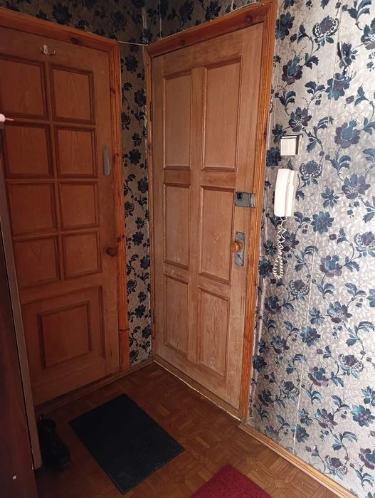 Впервые в продаже  1 к. кв.  Бригады Хартия 49а, м. Масельск