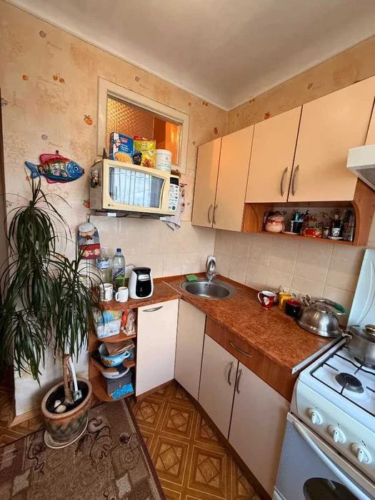 Продам отличную 2-к квартиру Осенняя Богдана Хмельницкого Ле