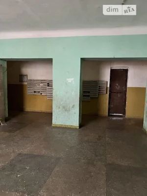 Продаж кімнати 35 кв. м на вул. Берковецька 6 • ID 32605525