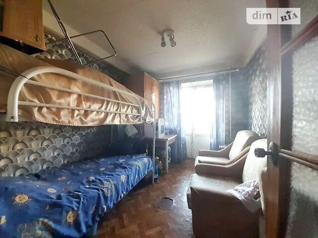 Sale of 3-room apartment 58.2 sq. m. on Oresta Levytskoho St. 9/21