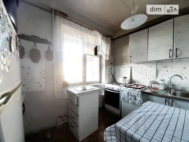 Sale of 3-room apartment 58.2 sq. m. on Oresta Levytskoho St. 9/21