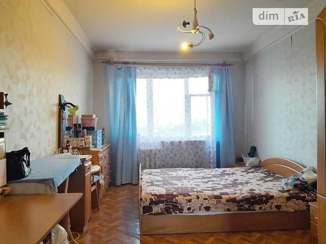 Sale of 3-room apartment 58.2 sq. m. on Oresta Levytskoho St. 9/21