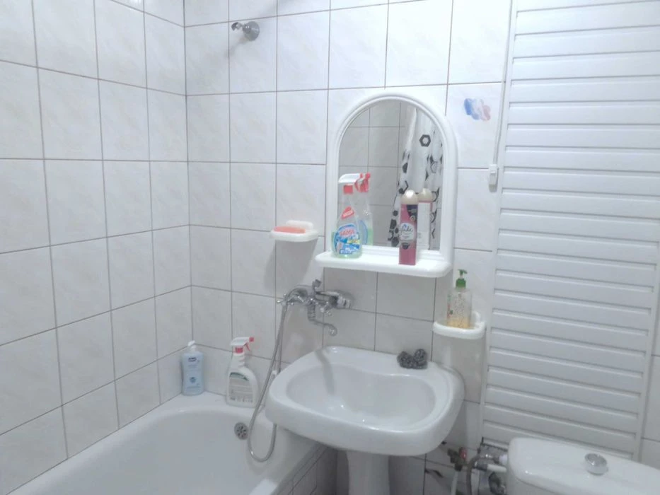 продам 3к. квартиру на пр.Слобожанский. Сертификат, ваучер