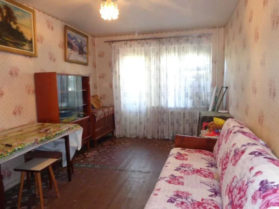 продам 3к. квартиру на пр.Слобожанский. Сертификат, ваучер