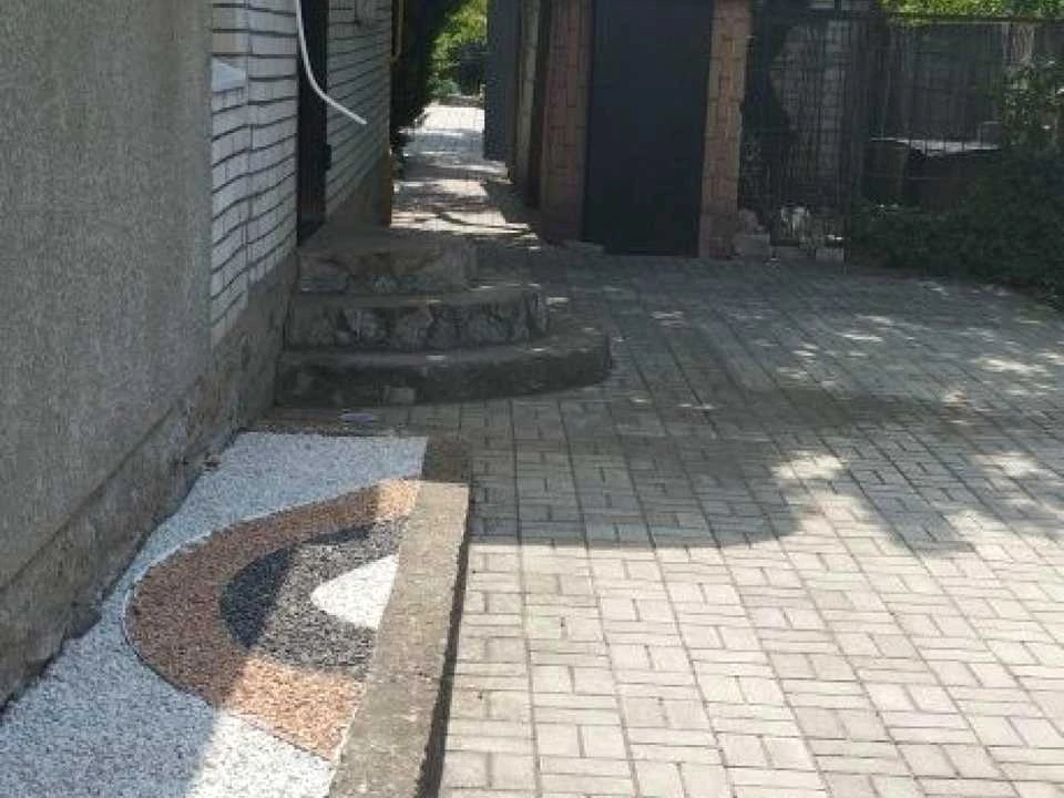 Дом. Запорожье, Радостная ул.