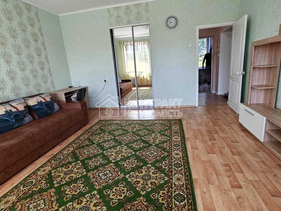 Apartment. Kharkiv, Maidan Zahisnyky Ukrainy pl.