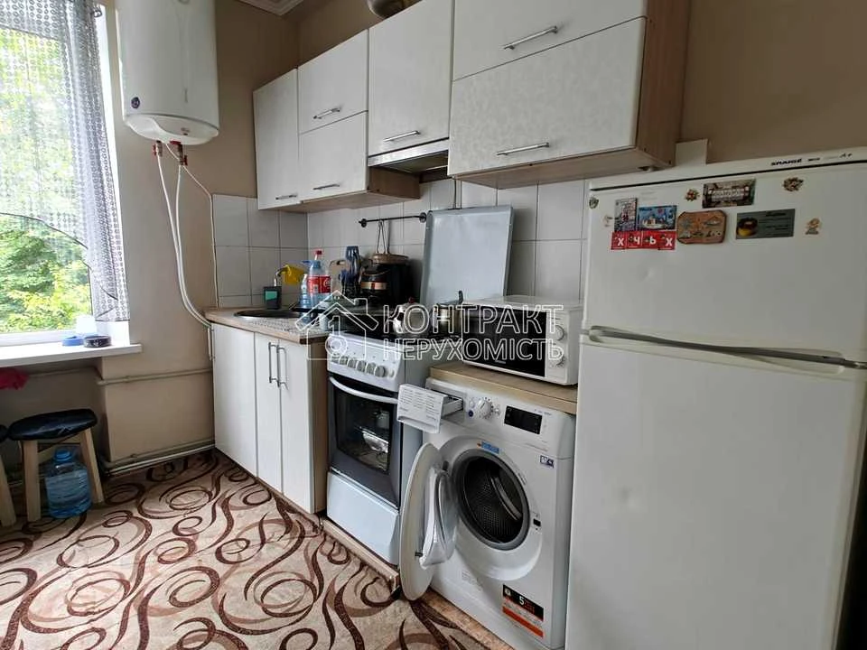 Apartment. Kharkiv, Maidan Zahisnyky Ukrainy pl.