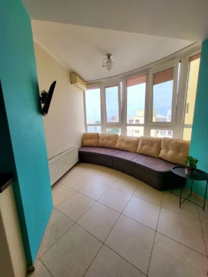 3-к квартира 100 м² на Кленовой / Парк Победы. Кирпичный дом