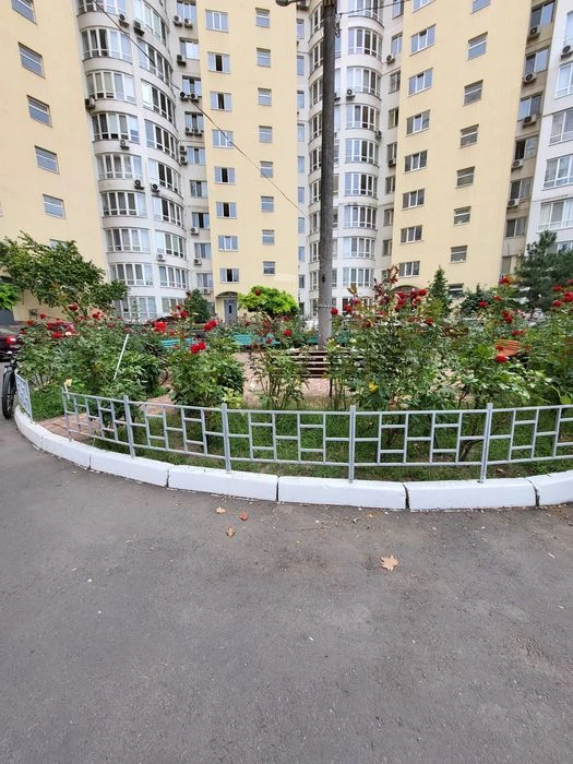 3-к квартира 100 м² на Кленовой / Парк Победы. Кирпичный дом