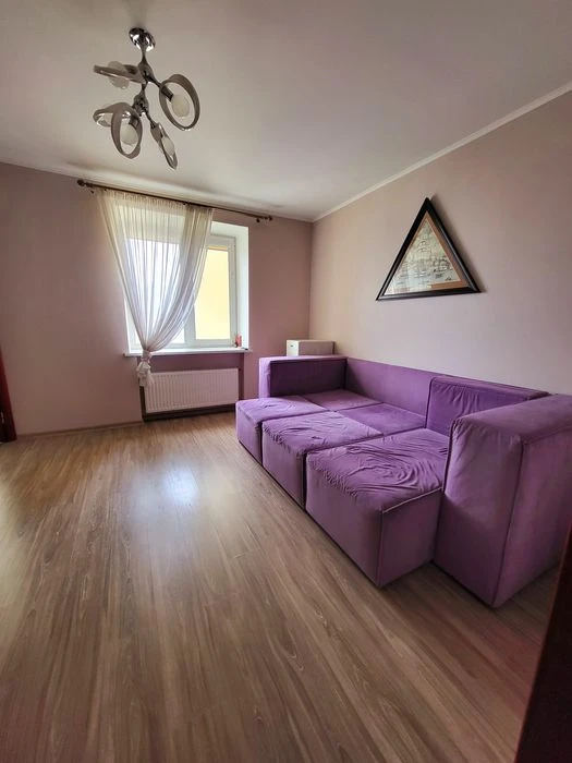 3-к квартира 100 м² на Кленовой / Парк Победы. Кирпичный дом