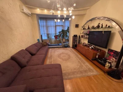 Sale. 105 sqm Center Rymarskaya, m. Historical Museum