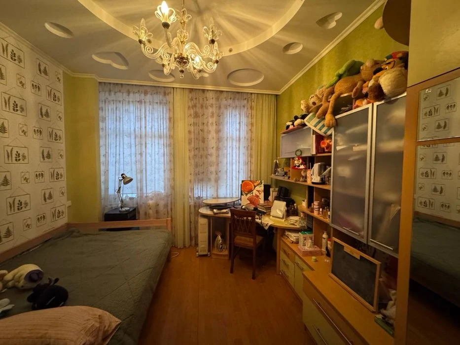 Sale. 105 sqm Center Rymarskaya, m. Historical Museum
