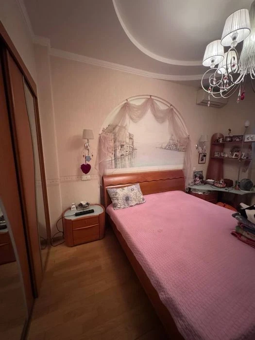 Sale. 105 sqm Center Rymarskaya, m. Historical Museum