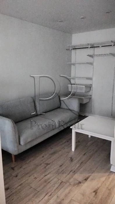 Продаж 1 кімн. кв Мілютенка Лісовий масив
