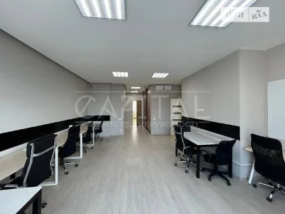 Продаж 3к квартири 137 кв. м на вул. Антоновича 131 • ID 347