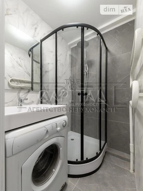 Sale of 3-room apartment 64 sq. m. on Velyka Vasylkivska 145 street