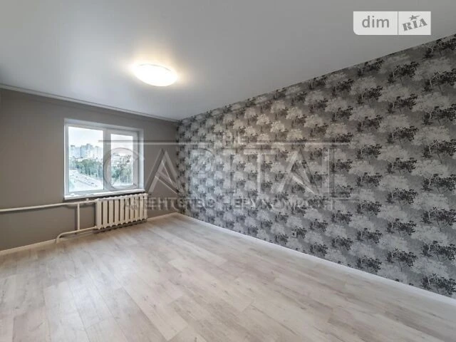 Sale of 3-room apartment 64 sq. m. on Velyka Vasylkivska 145 street
