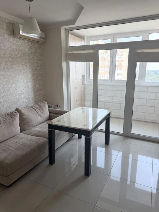 No commission, 2-room apartment for sale 78m Vasyl Kas St.