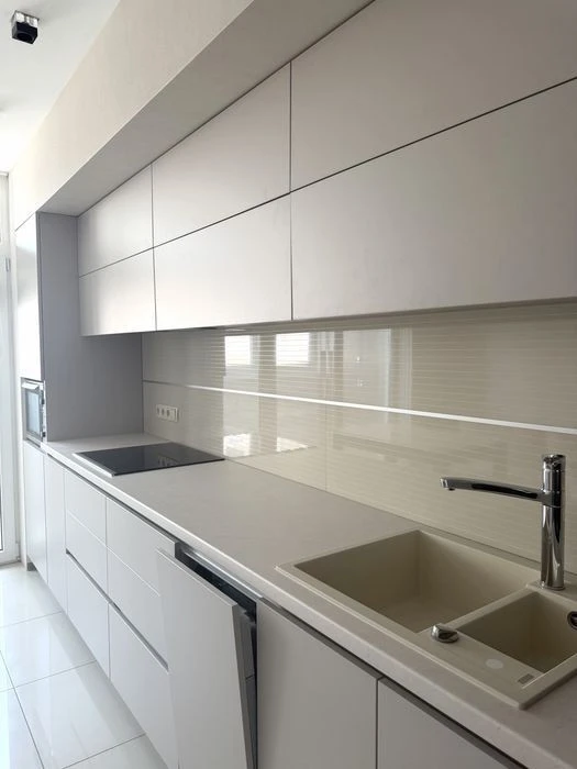 No commission, 2-room apartment for sale 78m Vasyl Kas St.