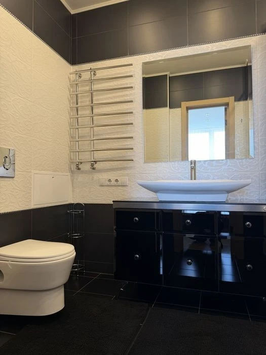 No commission, 2-room apartment for sale 78m Vasyl Kas St.