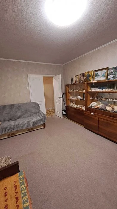 Victory-6 for sale 5-room apartment 118m2. Certificate .Eos