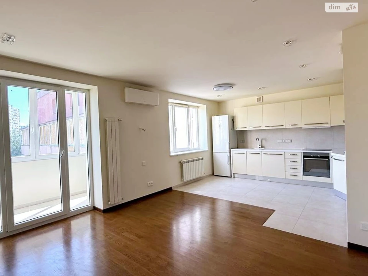 For sale Apartment Pavlivka