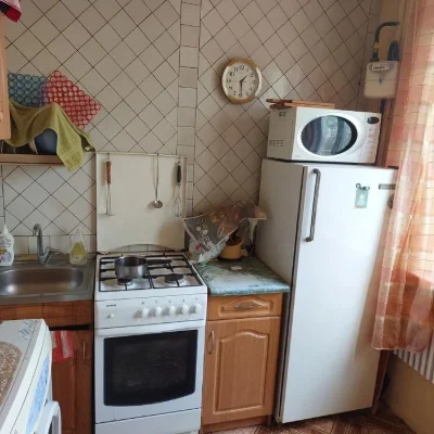 Selling 3 rooms 66m 4/9 floor 5 min walk to Studencheskaya Vale metro station