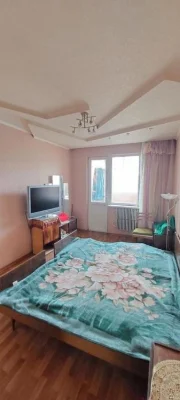 Selling 3 rooms 66m 4/9 floor 5 min walk to Studencheskaya Vale metro station