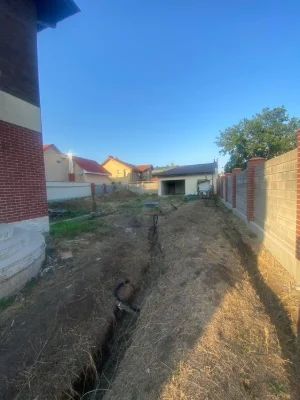 Прекрасный дом в Совиньоне, 10 соток, локация топ, двухсторо