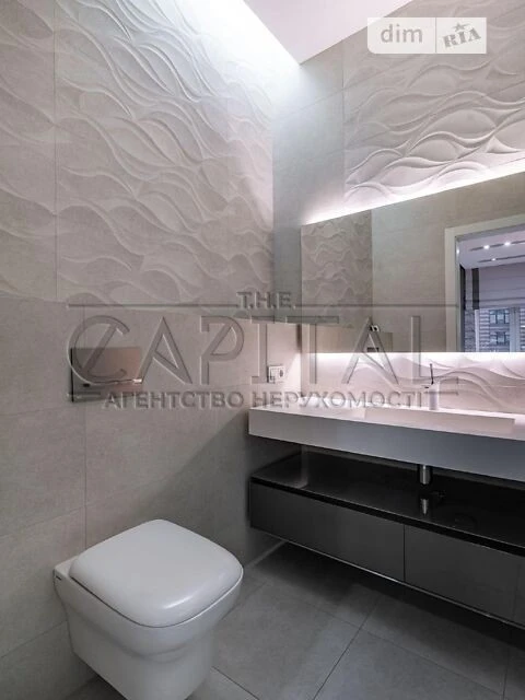 Sale of 4-room apartment 200 sq. m. on Andriy Verkhoglyada St. 20 •