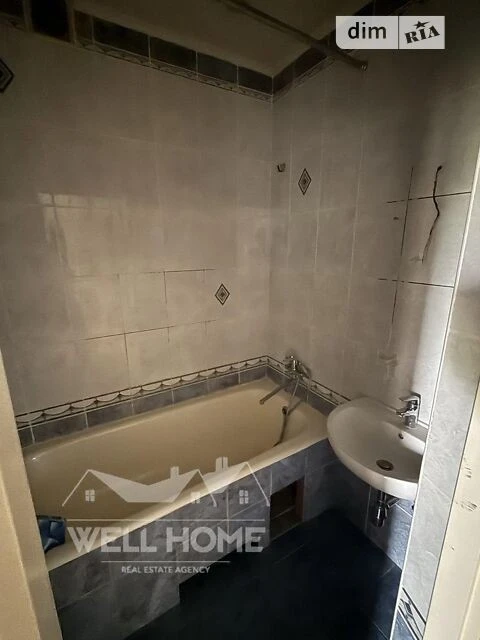 Sale of 3-room apartment 70.3 sq. m on Montazhnikiv str. 44 • ID 34