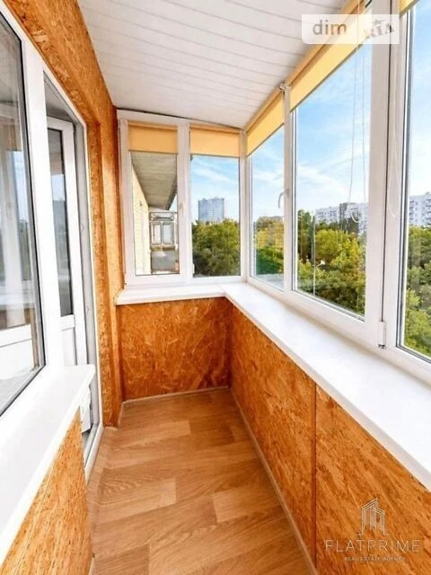 For sale 2-room apartment 39 sq. m. on Vasylkivska St. 49 • ID 34