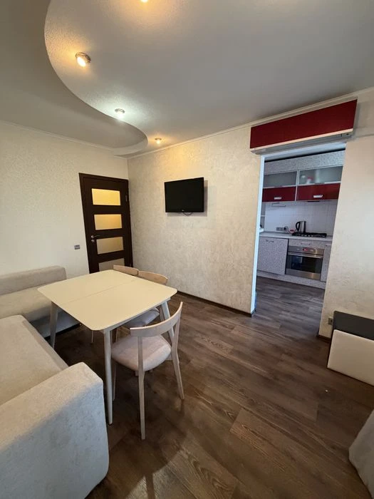 Продам 2 ком.квартиру НОВЫЕ ДОМА с ремонтом,мебелью и техник