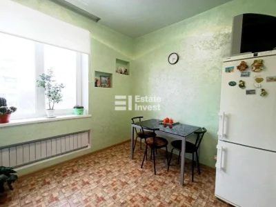 Продам 2 комн. квартиру в новом доме по пр. Александривс