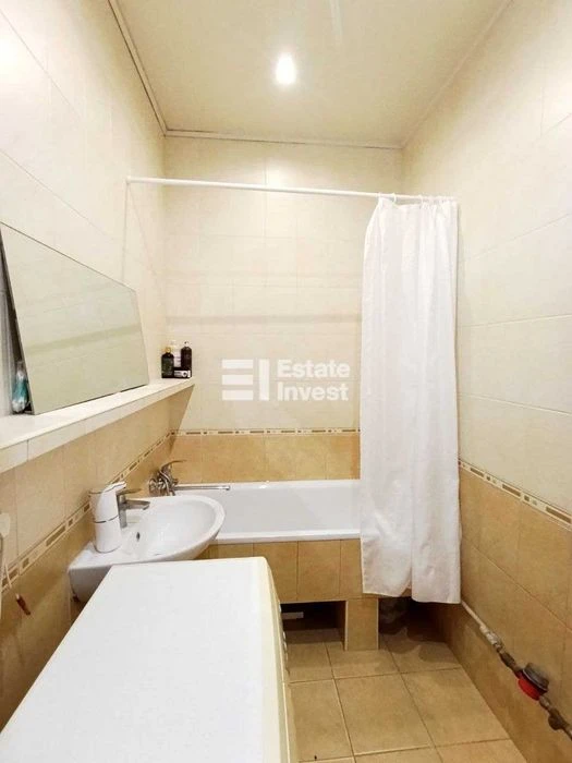 Продам 2 комн. квартиру в новом доме по пр. Александривс