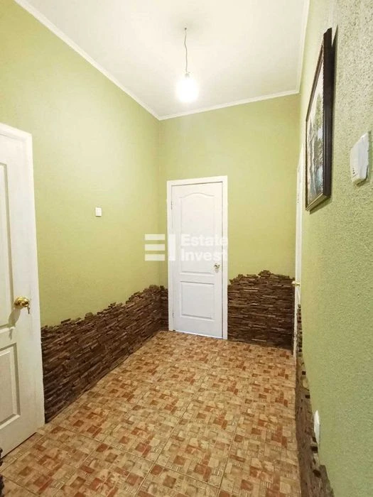Продам 2 комн. квартиру в новом доме по пр. Александривс