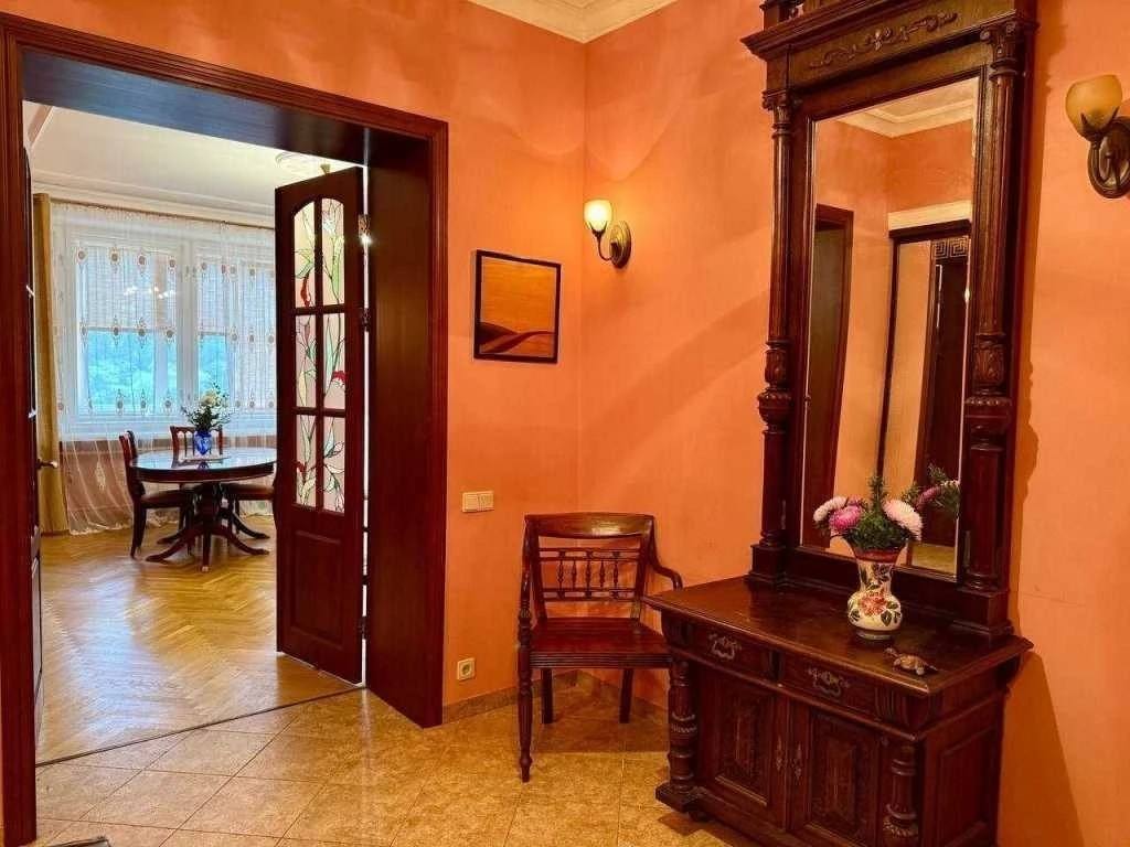 2-room apartment for sale 85.8 m², Vinogradnyi Lane, 4