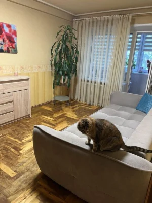 I will sell a 3-room apartment Kosmos 5/9 on Chumachenko Street