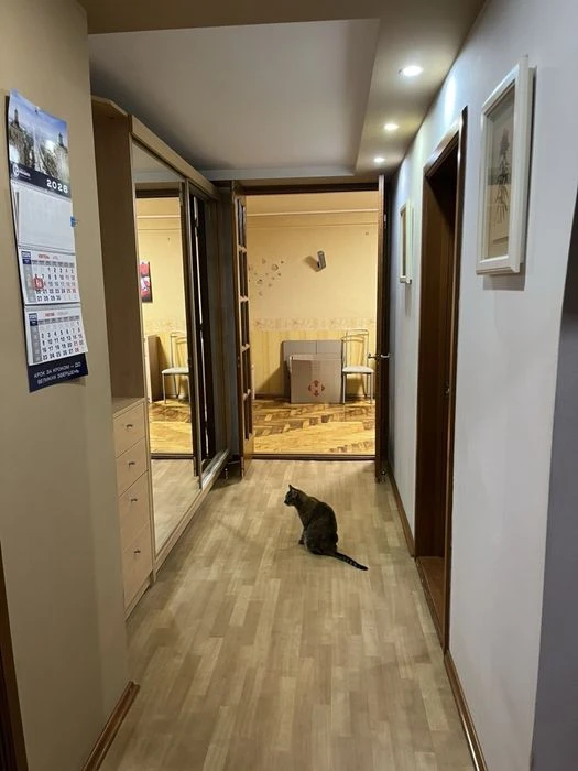 I will sell a 3-room apartment Kosmos 5/9 on Chumachenko Street