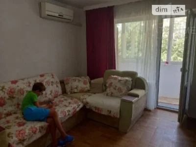 Продаж 1к квартири 36 кв. м на вул. Андрія Мельника 8 • ID 3